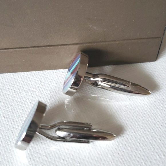 Enameled Cufflinks EUC - Picture 3 of 5